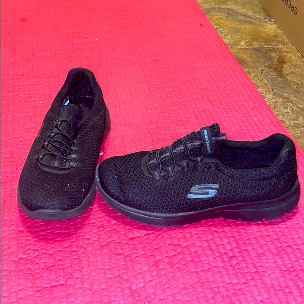 Skechers slip on sneakers